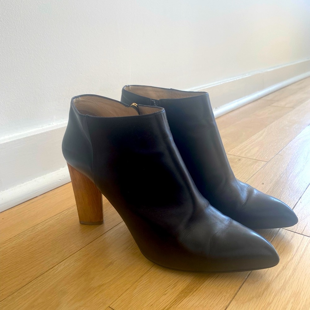 Beautiful Yves Saint Laurent black leather booties with wooden heel